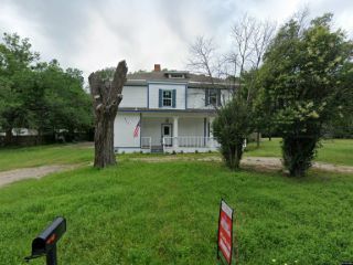 Foreclosed Home - 518 N 26TH ST, 75110