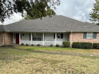Foreclosed Home - 219 BROWN RD, 75119