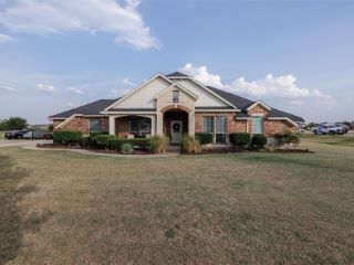 Foreclosed Home - 12188 N EMERALD RANCH LN, 75126