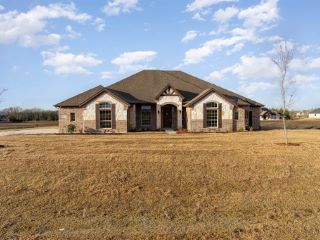 Foreclosed Home - 1549 LYNX LOOP, 75126