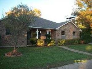 Foreclosed Home - 1031 WAYNE AVE, 75137