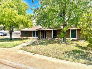 Foreclosed Home - 207 MEADOWCREEK DR, 75137