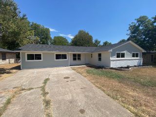 Foreclosed Home - 1217 CRESTVIEW DR, 75142