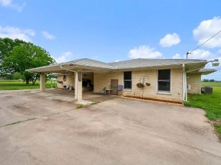Foreclosed Home - 507 S SINCLAIR AVE, 75144