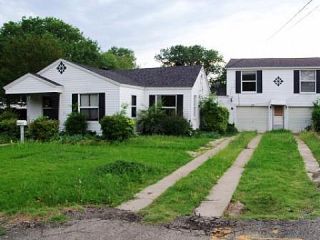 Foreclosed Home - 737 N ELM ST, 75146