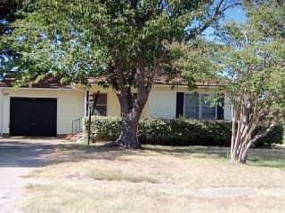Foreclosed Home - 523 W 6TH ST, 75146