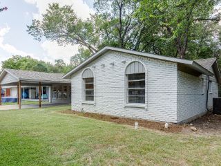 Foreclosed Home - 511 REA AVE, 75146