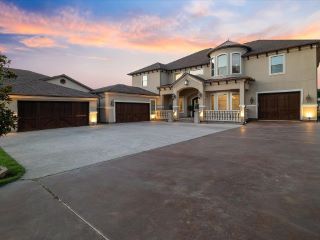 Foreclosed Home - 1715 MESQUITE VALLEY RD, 75149