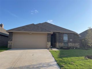 Foreclosed Home - 1725 TOBIN DR, 75159
