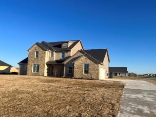 Foreclosed Home - 2323 WILLOW WOOD TRL, 75161