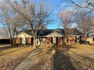 Foreclosed Home - 503 PIN OAK DR, 75161