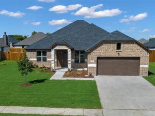 Foreclosed Home - 201 SWALLOWTAIL LN, 75173