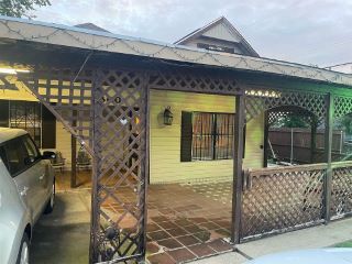 Foreclosed Home - 300 STEINMAN AVE, 75203