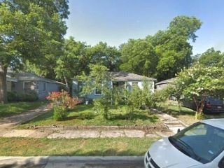 Foreclosed Home - 2607 CALVIN ST, 75204