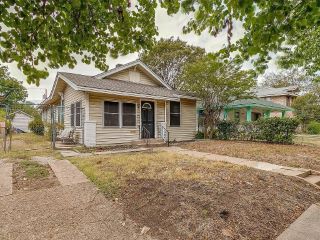 Foreclosed Home - 209 S MARLBOROUGH AVE, 75208