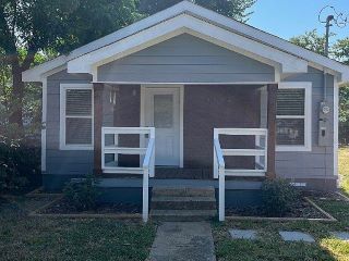 Foreclosed Home - 4042 LADALE DR, 75212