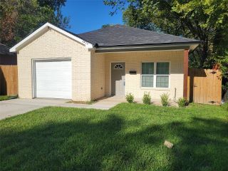 Foreclosed Home - 3930 ROBERTS AVE, 75215