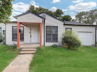 Foreclosed Home - 2334 HUDSPETH AVE, 75216