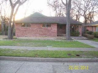 Foreclosed Home - 11811 NEERING DR, 75218
