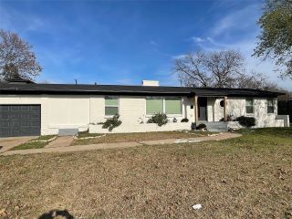 Foreclosed Home - 1206 N SELVA DR, 75218