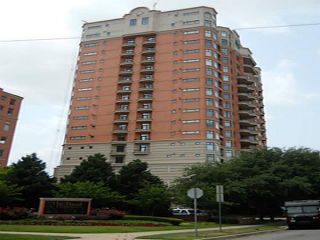 Foreclosed Home - 2828 HOOD ST APT 1205, 75219