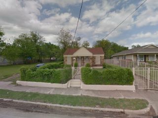 Foreclosed Home - 1408 S FITZHUGH AVE, 75223