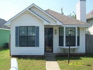Foreclosed Home - 10308 WHITINGHAM DR, 75227