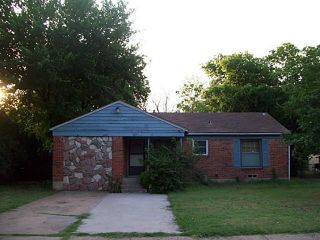 Foreclosed Home - 10516 FERN DR, 75228