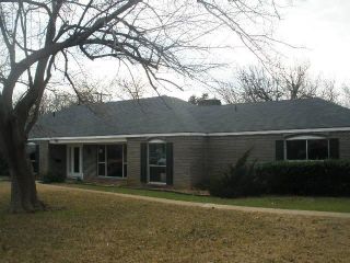 Foreclosed Home - 10115 HEDGEWAY DR, 75229