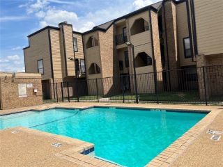 Foreclosed Home - 3022 FOREST LN APT 222, 75234