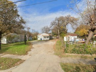 Foreclosed Home - 2255 MAIL AVE, 75235