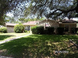Foreclosed Home - 11121 CACTUS LN, 75238