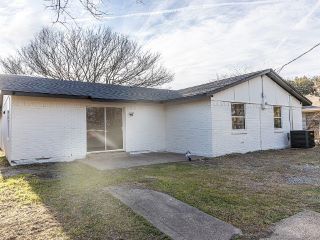 Foreclosed Home - 7102 NANDINA DR, 75241