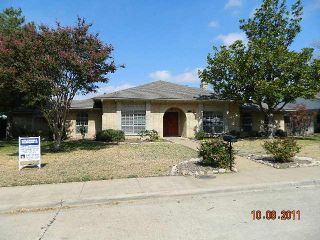 Foreclosed Home - 7107 ROUNDROCK RD, 75248