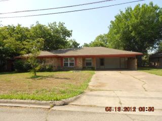 Foreclosed Home - 2605 HIGHLAND ST, 75402