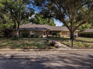 Foreclosed Home - 1104 WHITEHALL LN, 75402