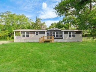 Foreclosed Home - 181 LIL ARKANSAS RD, 75414