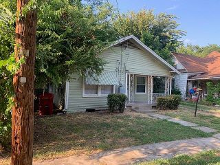 Foreclosed Home - 611 E 10TH ST, 75418