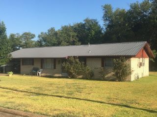 Foreclosed Home - 1705 W TAYLOR ST, 75426
