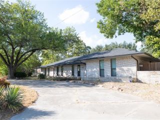 Foreclosed Home - 1100 CULVER ST, 75428