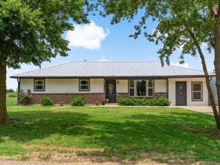 Foreclosed Home - 386 COUNTY ROAD 2735, 75446