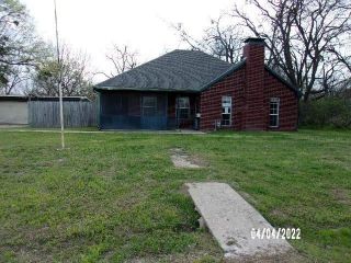 Foreclosed Home - 106 S TAYLOR ST, 75449