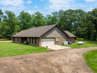 Foreclosed Home - 898 COUNTY ROAD 4765, 75455