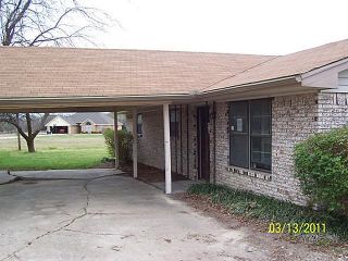 Foreclosed Home - List 100063023