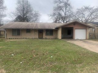 Foreclosed Home - 2020 KYLE DR, 75460