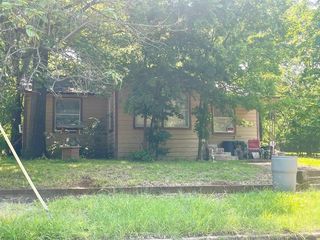 Foreclosed Home - 603 3RD ST SW, 75460
