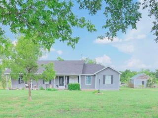 Foreclosed Home - 3917 COUNTY ROAD 22900, 75460