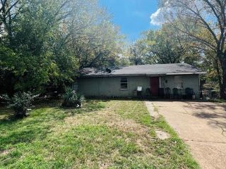 Foreclosed Home - 740 MARTIN LUTHER KING JR DR, 75460