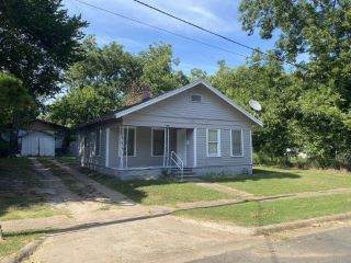 Foreclosed Home - 1324 W AUSTIN ST, 75460