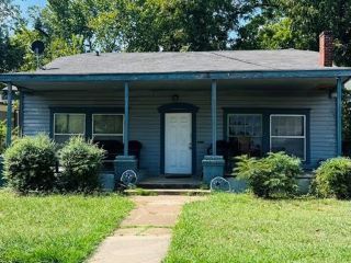Foreclosed Home - 814 1ST ST SW, 75460